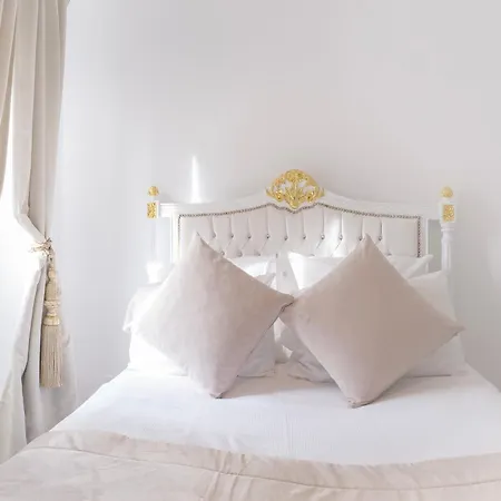 Chateau De Tresse 5*