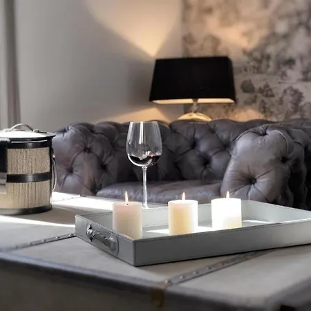 Chateau De Tresse 5*