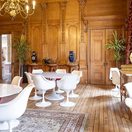 Chateau De Tresse