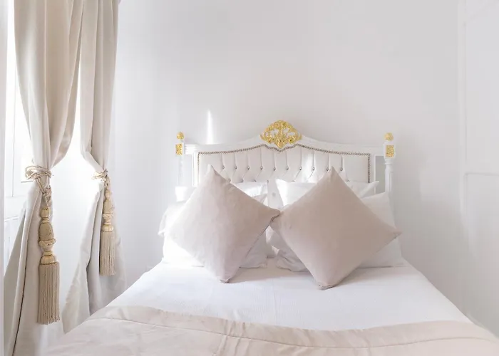 Chateau De Tresse 5*