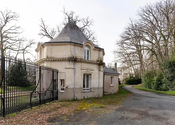 Chateau De Tresse Pouancé