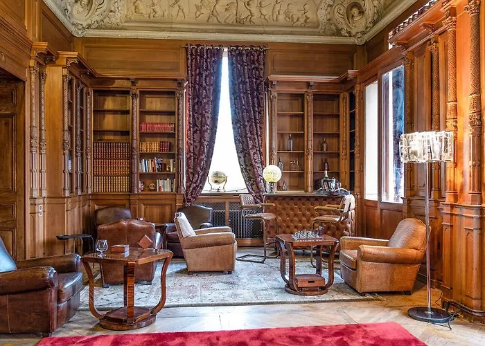 Chateau De Tresse ホテル